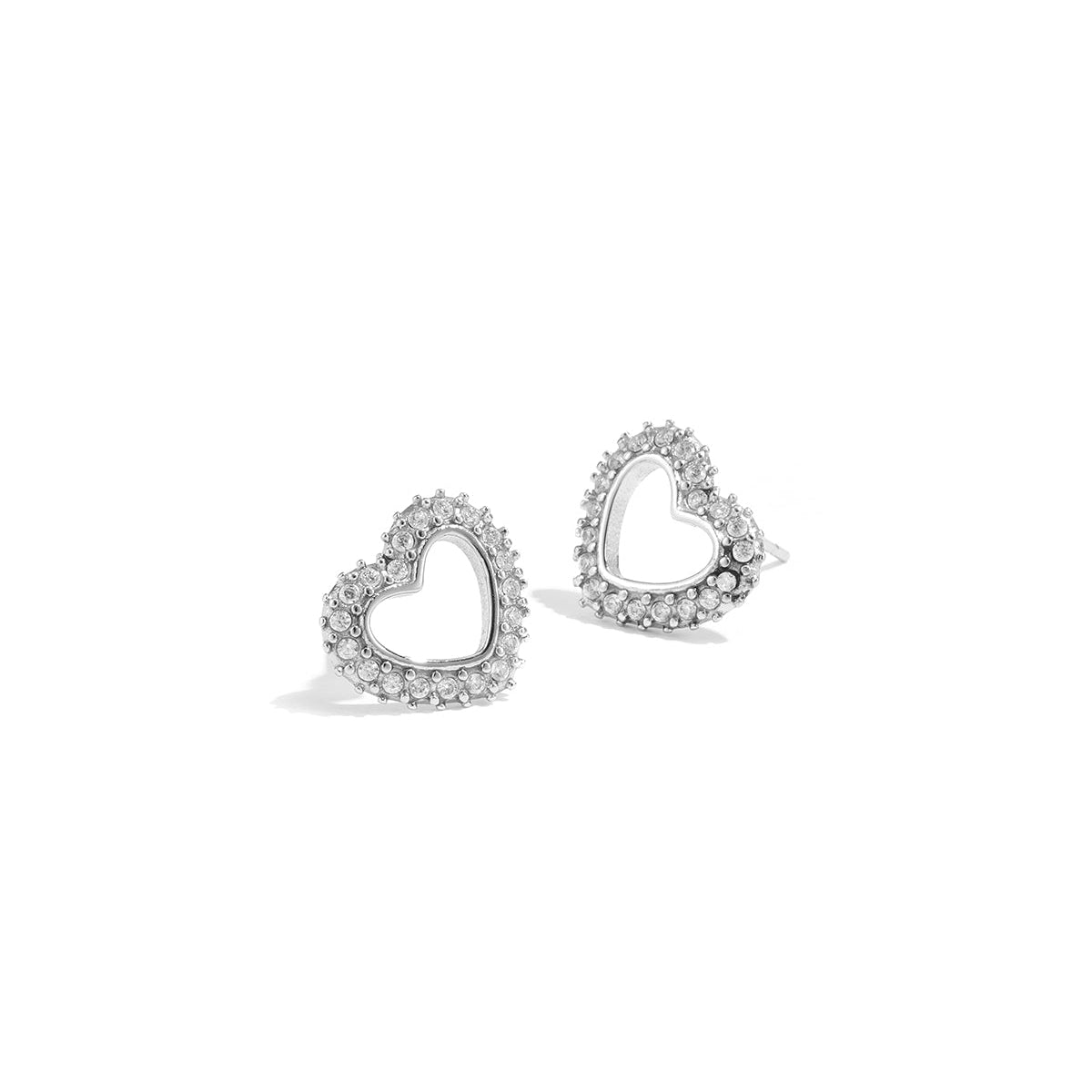 puces d'oreilles coeur diamant